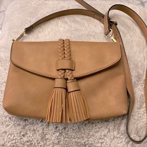 Ruby & Jenna caramel crossbody bag